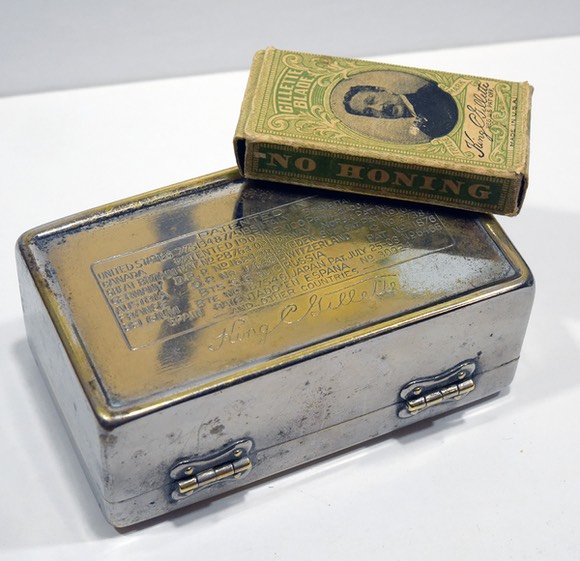 1911 Single Ring Razor 1b.jpg