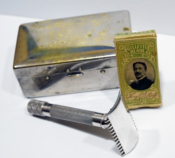 1911 Single Ring Razor 1e.jpg