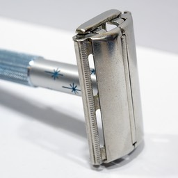 Lady Gillette 1962 1f