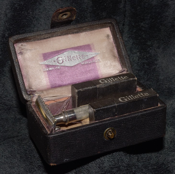 Leather Box Single ring 2018 1a.jpg