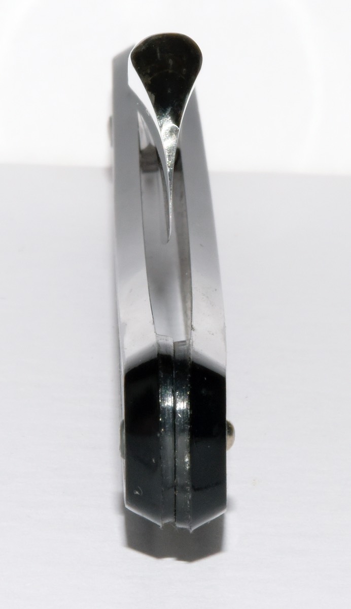 Ribbon half hollow 1b.jpg
